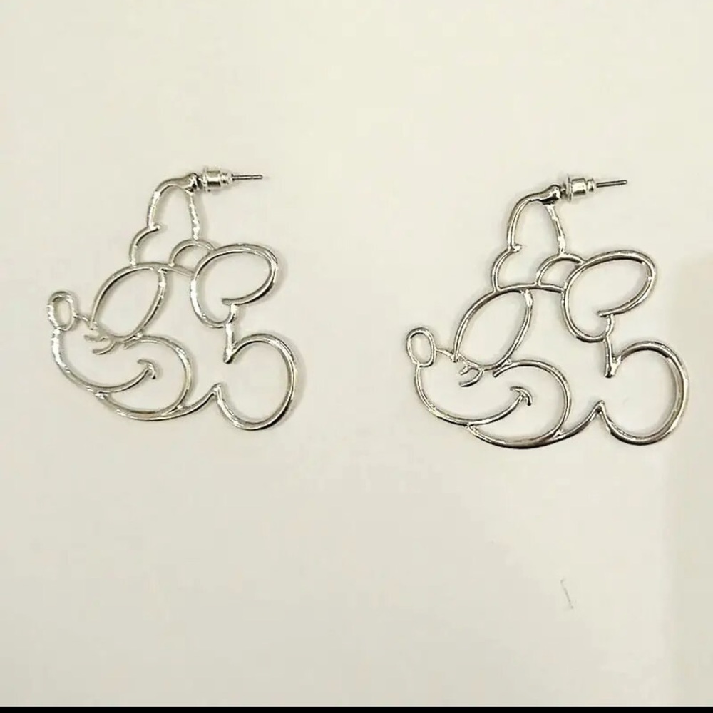 New silver Minnie Mouse earrings - Picture 1 of 1